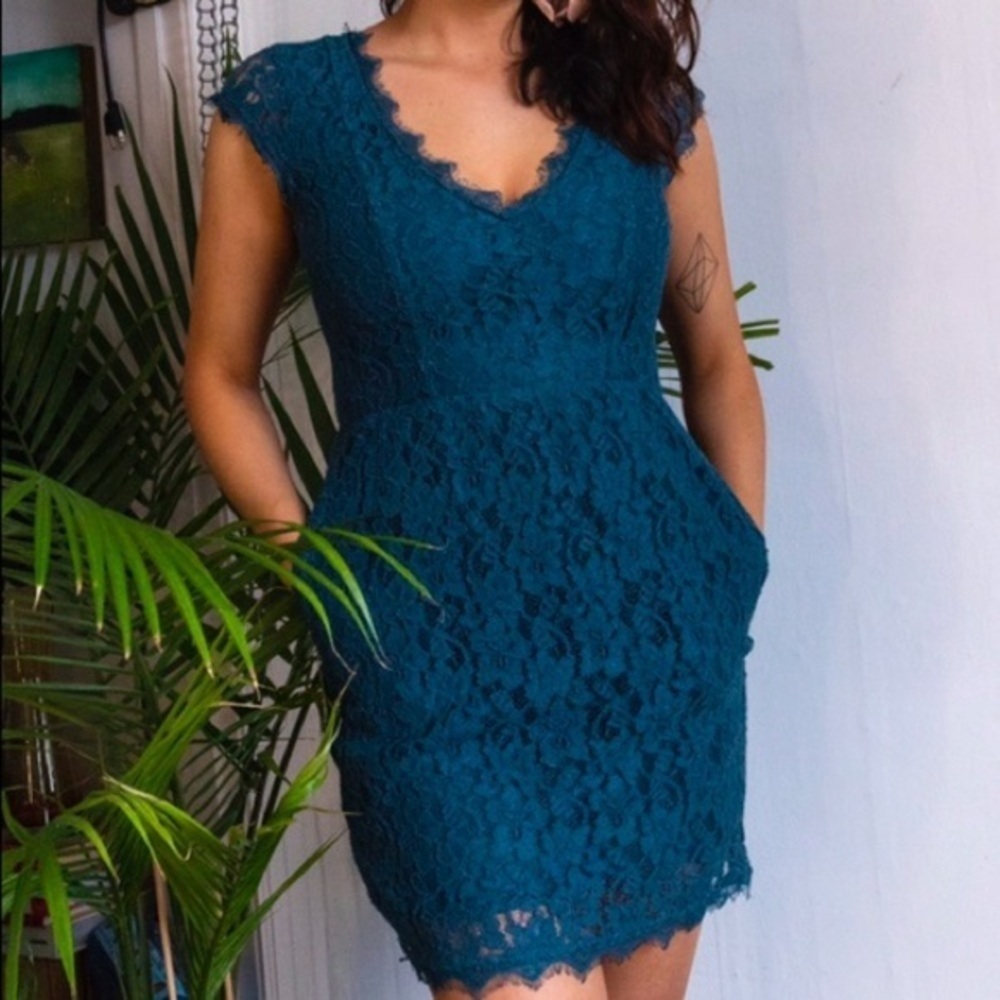 Babaton Blue Floral Lace Dress